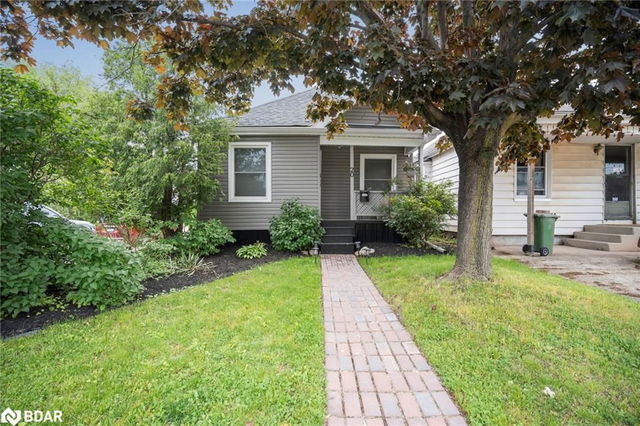 20 Robins Avenue