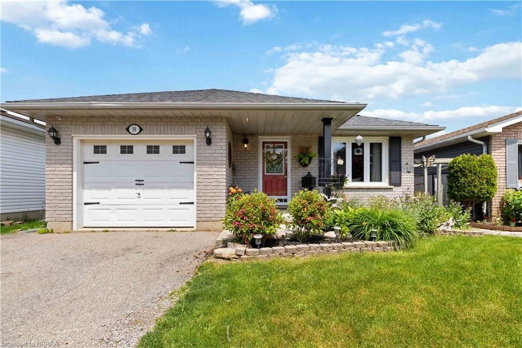 Single Family Residence for sale at 30 Shannon Street, Brantford, Donegal/McGuiness, N3T 6L5 - MLS: 40738848