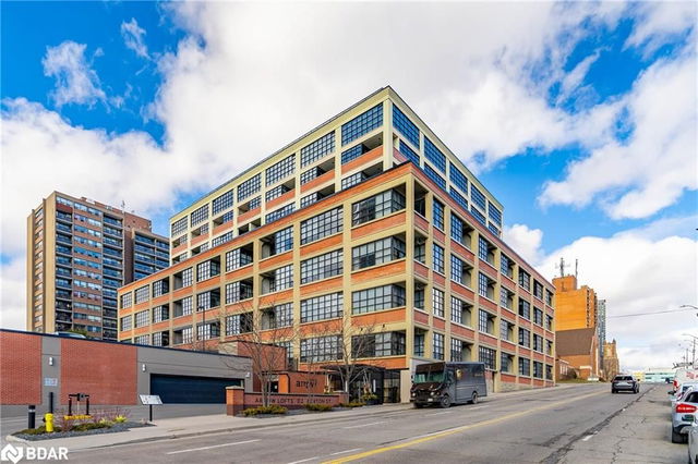 704 - 112 Benton Street