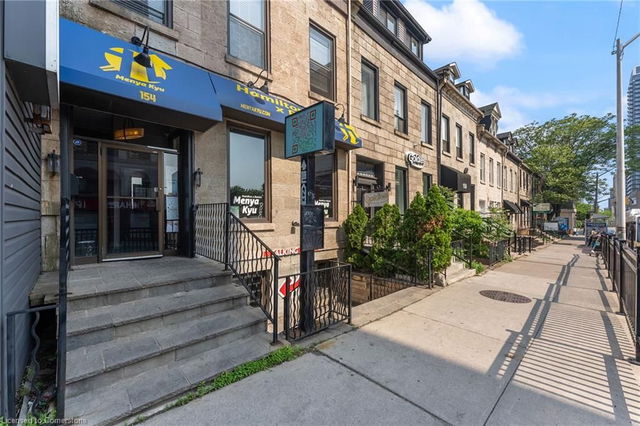 3 - 154 James Street S