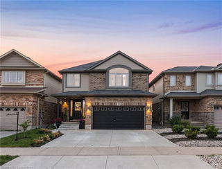 22 Creek Ridge Street