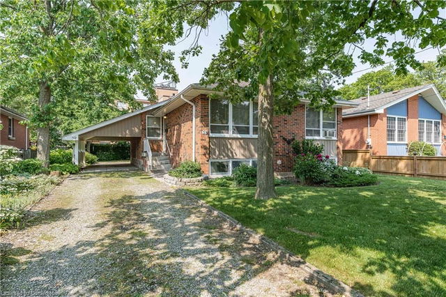 39 Hardale Crescent