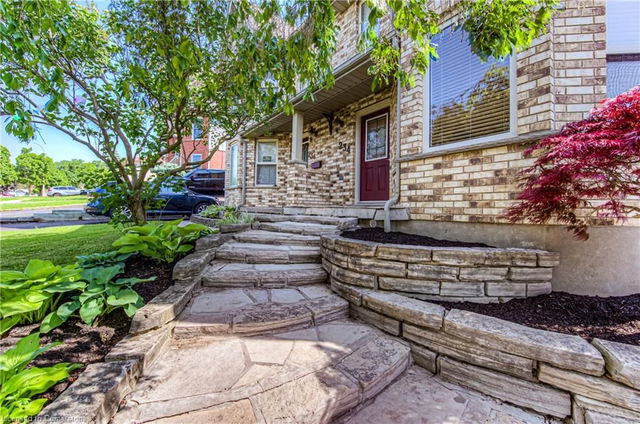 234 Benesfort Crescent