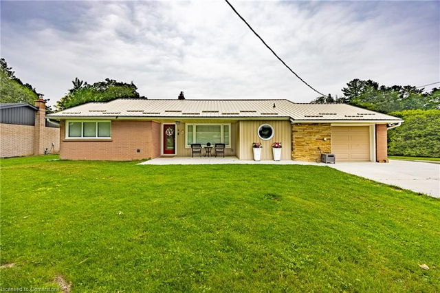 6 Ryerse Crescent