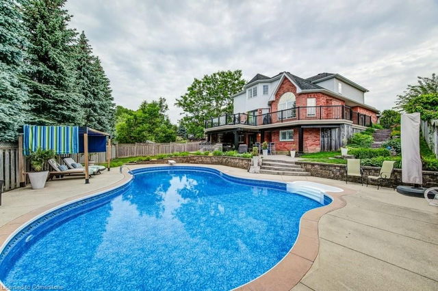 47 Forest Breeze Court