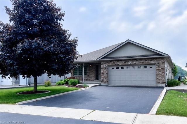 117 Dunrobin Drive