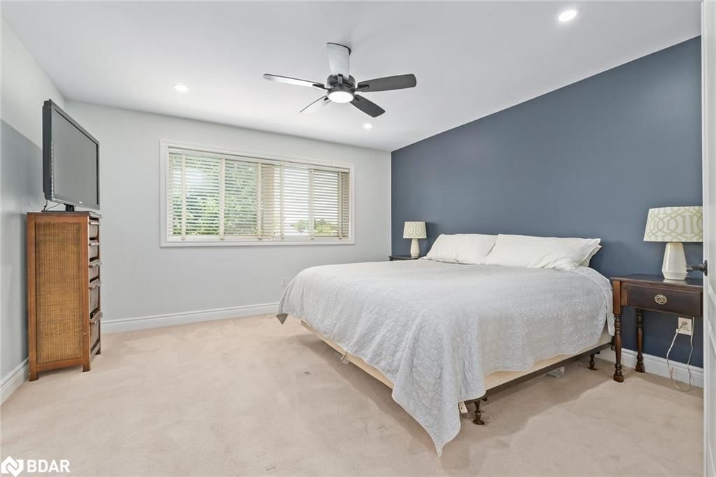 Single Family Residence sold at 49 Lawlor Street, Georgetown, ON, L7G 6B8 - GE Georgetown - MLS: 40739639