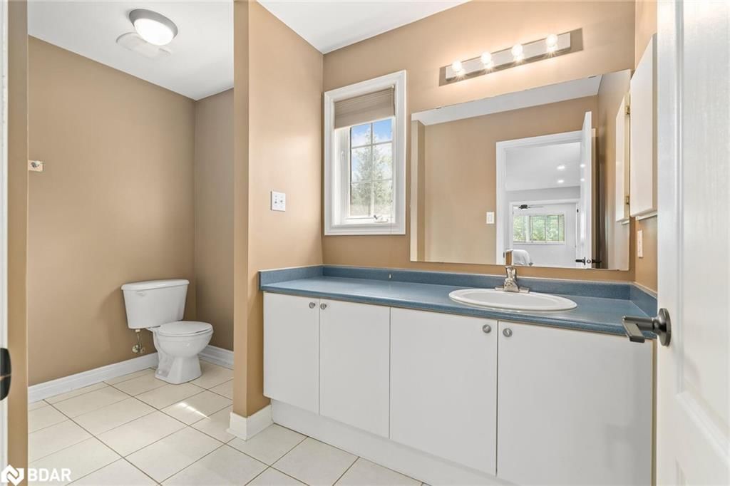 Single Family Residence sold at 49 Lawlor Street, Georgetown, ON, L7G 6B8 - GE Georgetown - MLS: 40739639