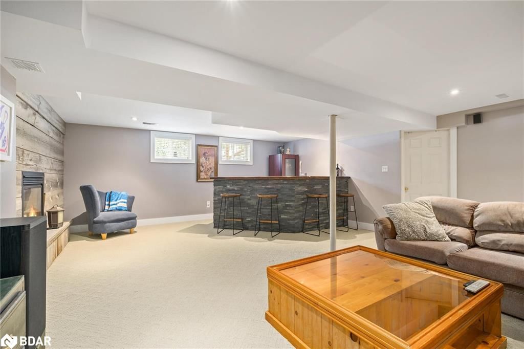 Single Family Residence sold at 49 Lawlor Street, Georgetown, ON, L7G 6B8 - GE Georgetown - MLS: 40739639