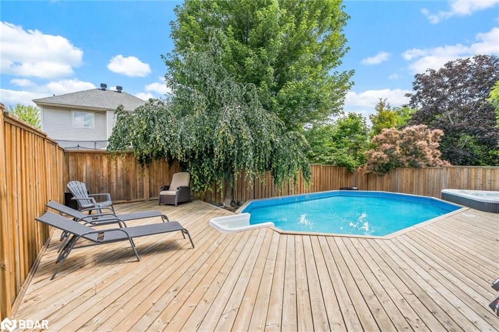 Single Family Residence sold at 49 Lawlor Street, Georgetown, ON, L7G 6B8 - GE Georgetown - MLS: 40739639