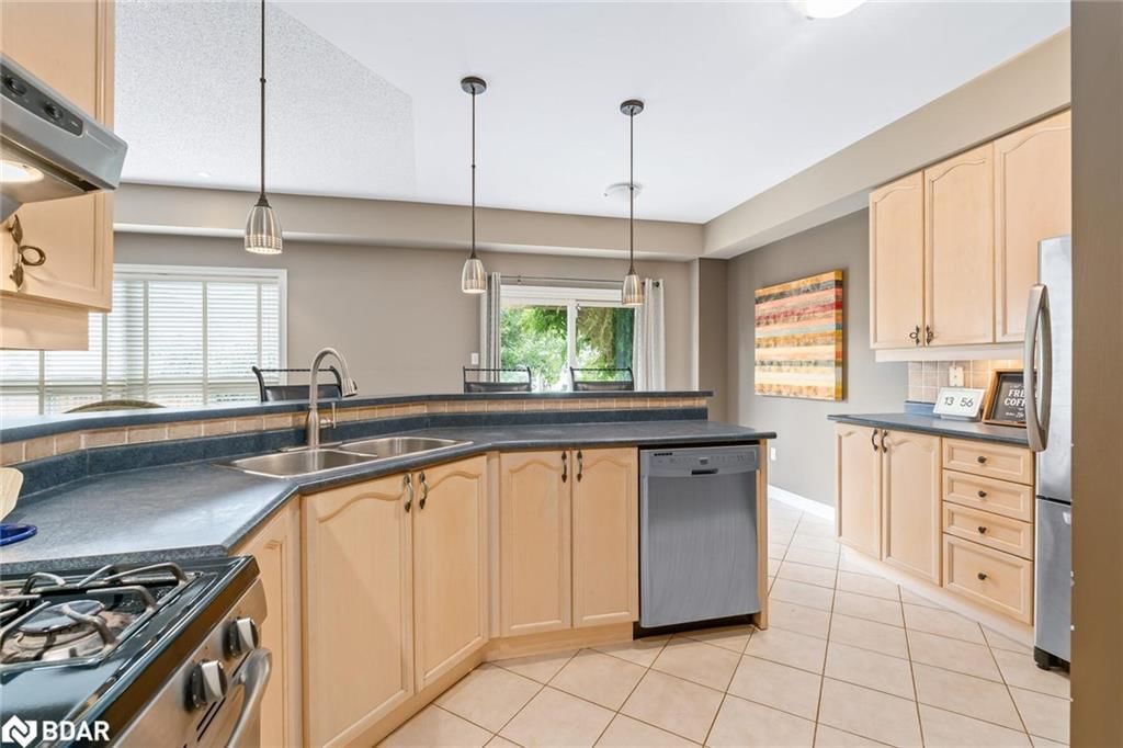 Single Family Residence sold at 49 Lawlor Street, Georgetown, ON, L7G 6B8 - GE Georgetown - MLS: 40739639