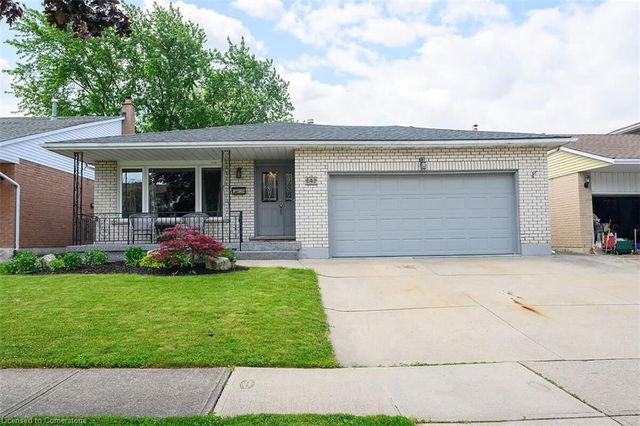 4 Bing Crescent