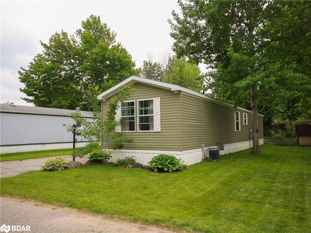 23 Georgian Glen Drive