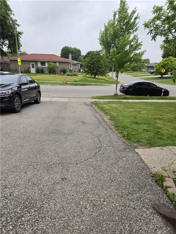 Upper - 57 Kingswood Drive