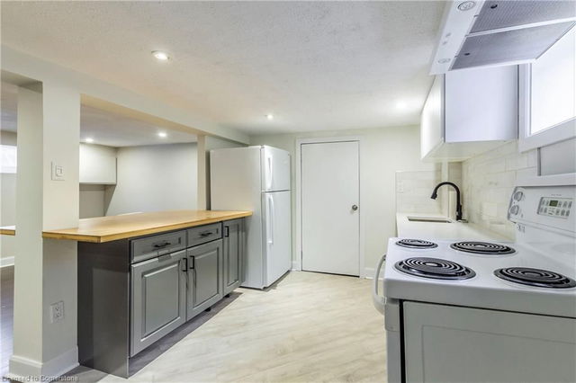 Lower - 146 Glencarry Avenue