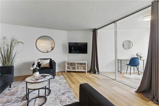 1205 - 3700 Kaneff Crescent