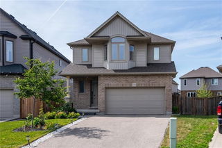 330 Thornhill Place