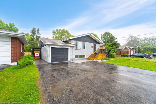 297 Mohawk Road W