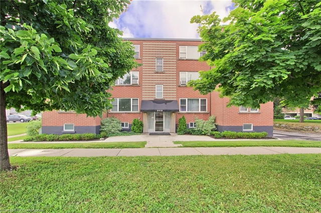 8 - 2418 New Street