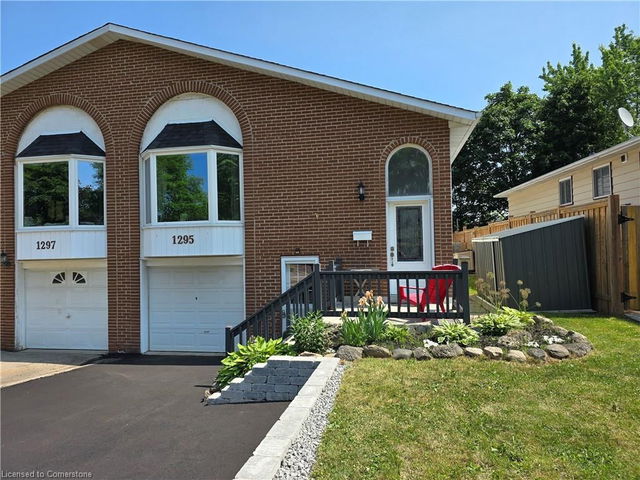 1295 Consort Crescent