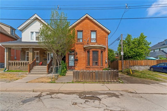 109 Sanford Avenue N