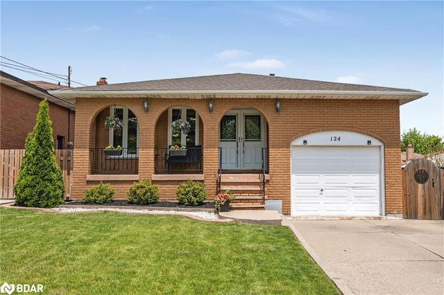 124 Quaker Crescent