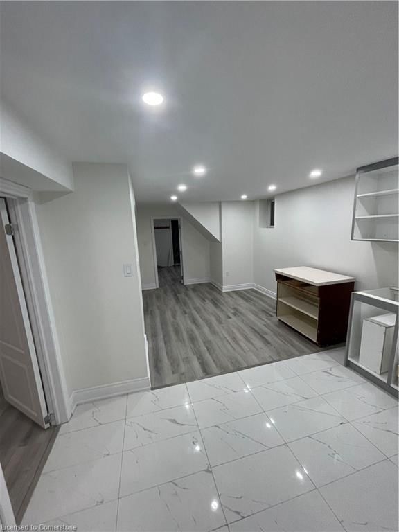 30 Moynes Avenue