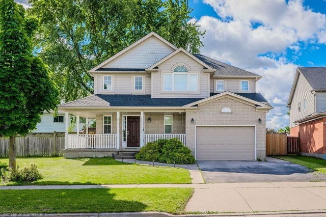 100 Acorn Way