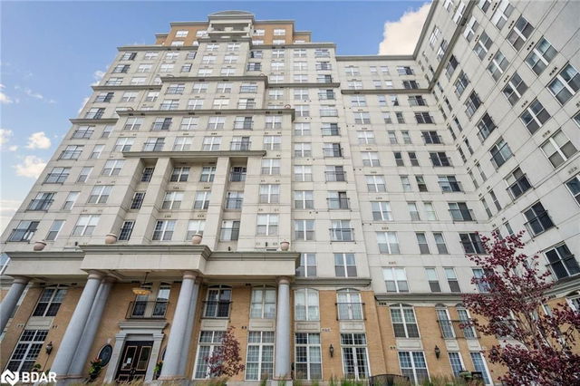 414 - 135 James Street S