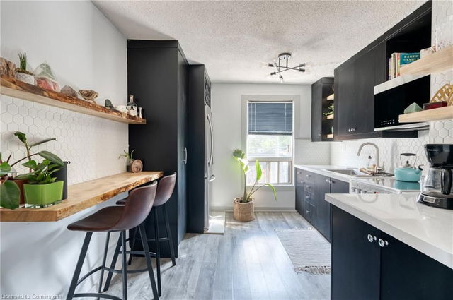 2 - 85 Barton Street E
