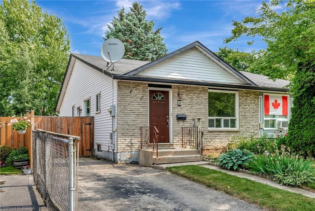 Single Family Residence for sale at 4 Sulky Road, Brantford, Lynden Hills, N3P 1K2 - MLS: 40740933