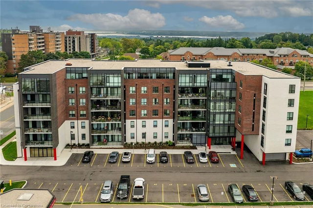 513 - 5 Hamilton Street N