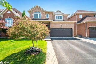 221 Ellis Crescent