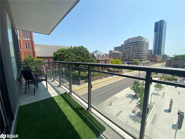 404 - 85 Duke Street W