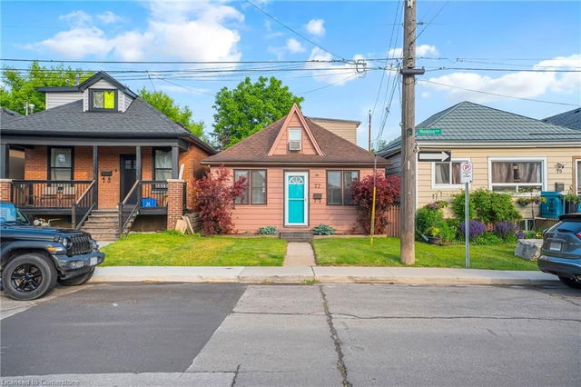 77 Robins Avenue