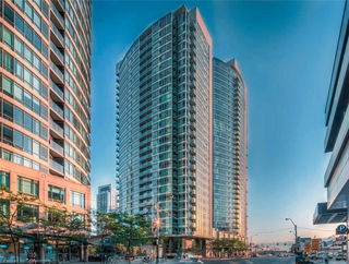 2702 - 381 Front Street W