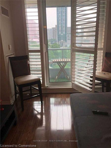407 - 33 Elm Drive