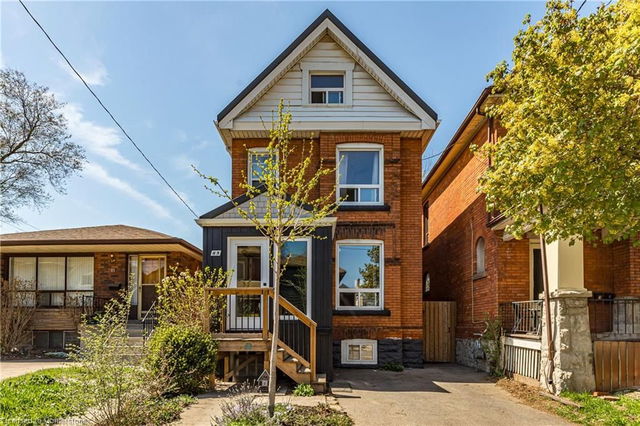 83 Oak Avenue