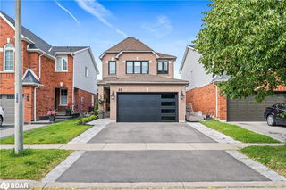 66 Curry Crescent
