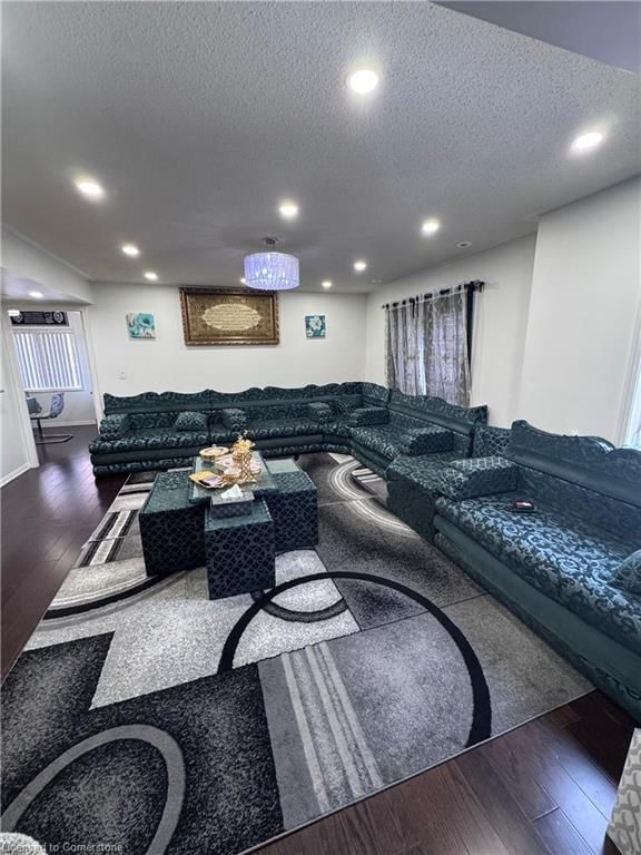 72 - 4620 Guildwood Way