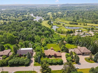 211 Edgehill Drive