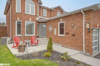92 Golden Meadow Road