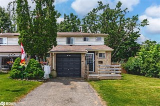 46 Chaucer Crescent