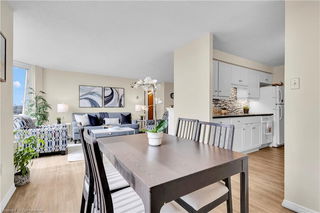1610 - 35 Green Valley Drive