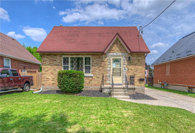 320 Highland Road E