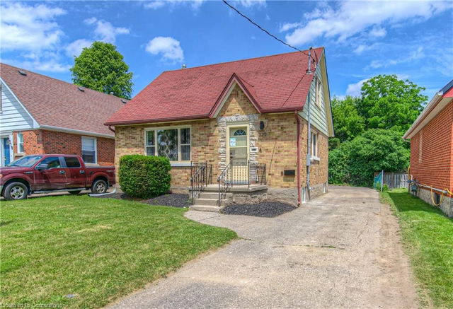 320 Highland Road E