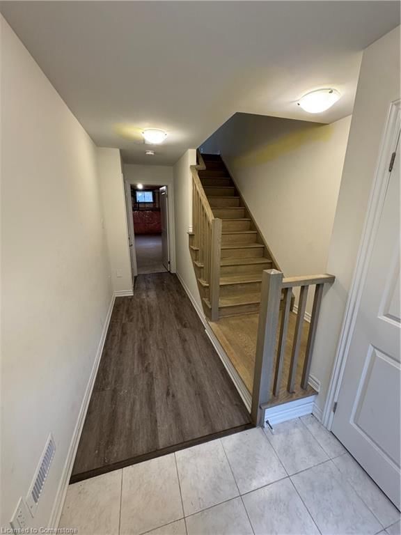 50 - 305 Garner Road W