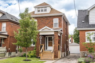 115 Province Street S