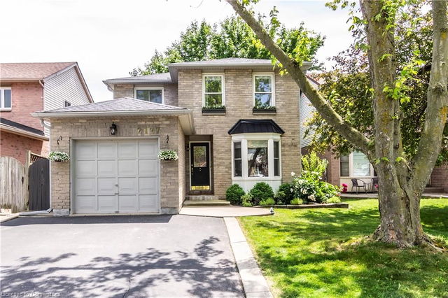 2127 Hunt Crescent