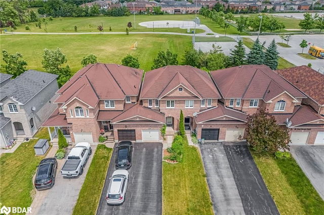 32 Arch Brown Court